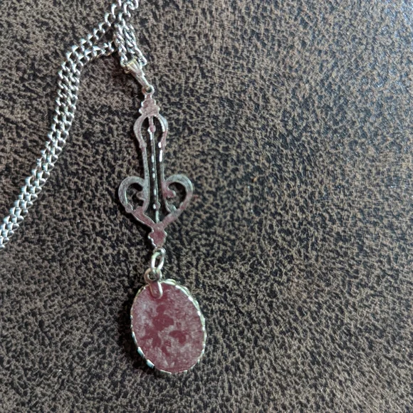 Vintage painted necklace - Picture 5 of 5